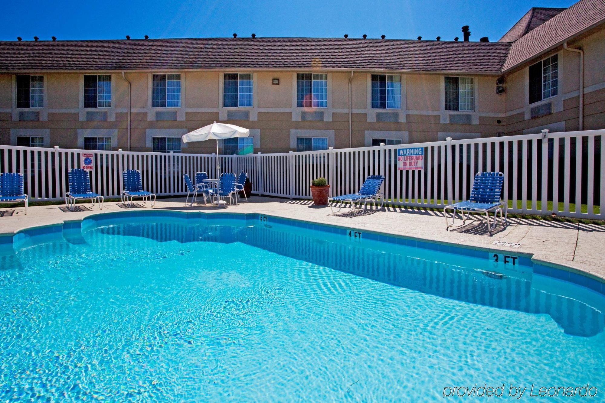 Baymont Inn & Suites Braselton Instalações foto
