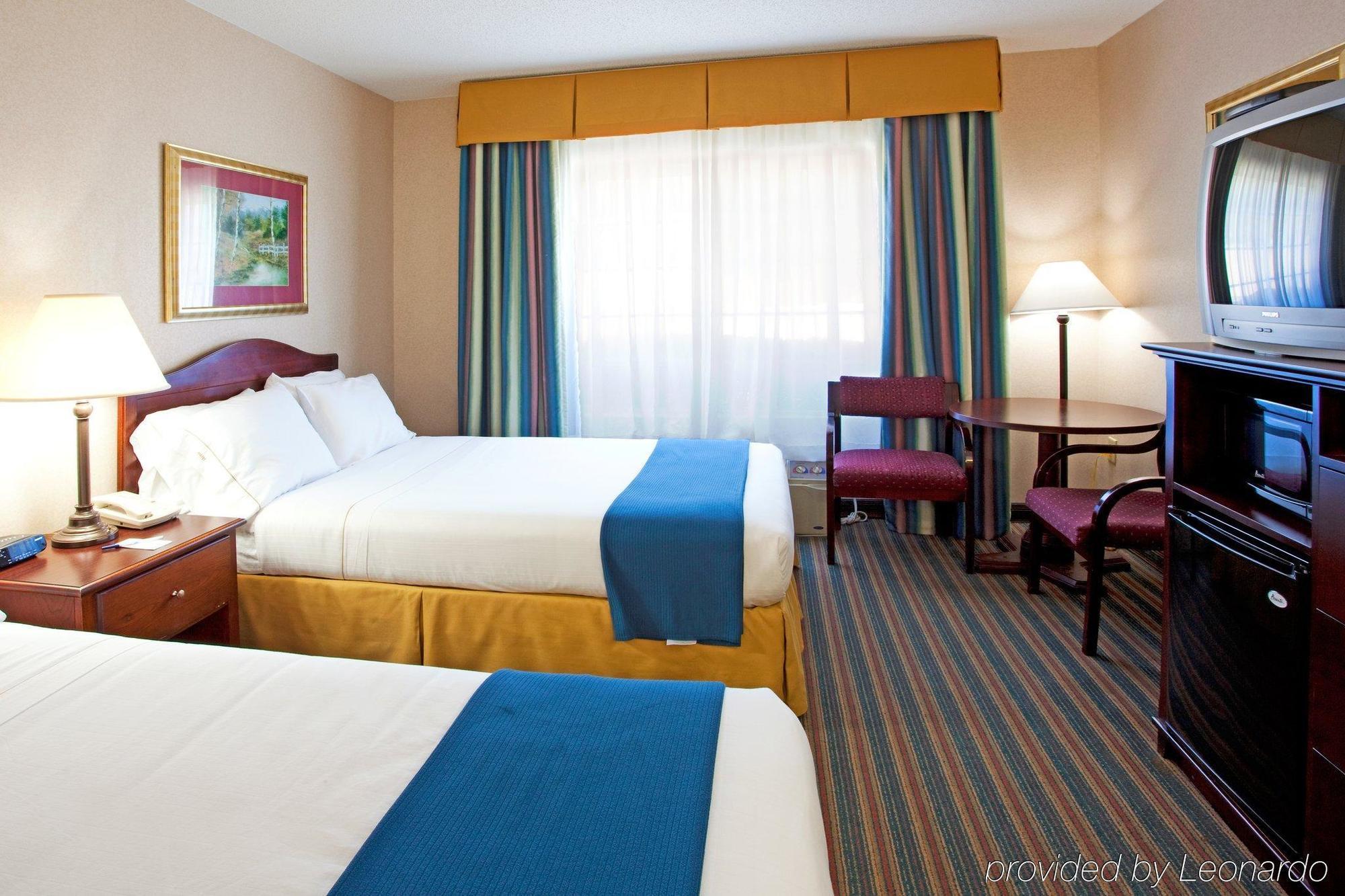 Baymont Inn & Suites Braselton Quarto foto